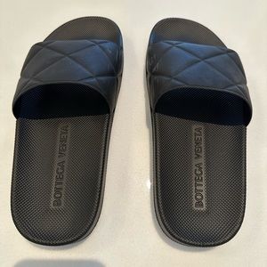 Bottega Veneta Flat Pool Slides